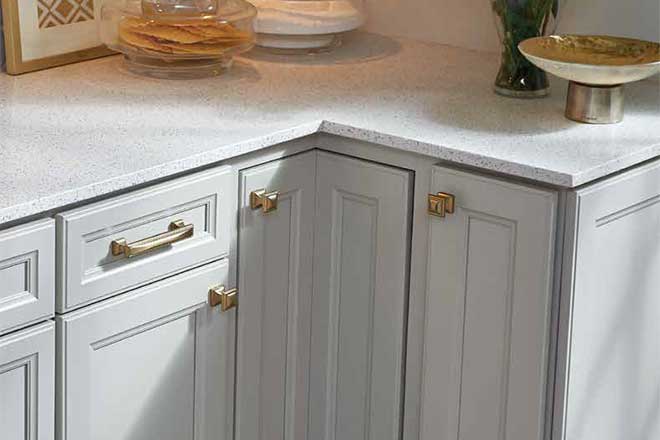 Atlas Homewares Wadsworth Series Cabinet Hardware Collection