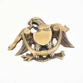 Brass Accents [A03-K2000-609] Solid Brass Door Knocker - Eagle - Antique Brass Finish - 5 9/16" H