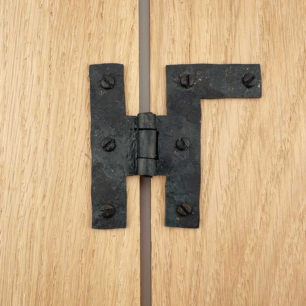 Hammered Hinges [104.03.L] Cabinet Hinge