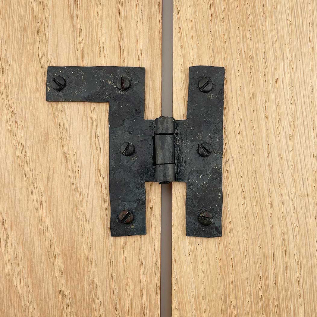 Hammered Hinges [104.03.R] Cabinet Hinge