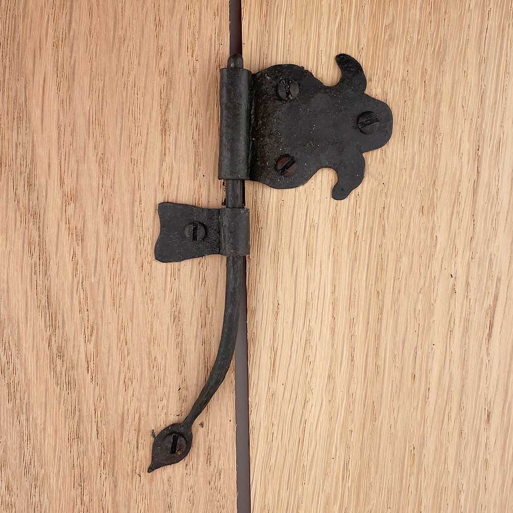 Hammered Hinges [110.50L-RT] Cabinet Hinge
