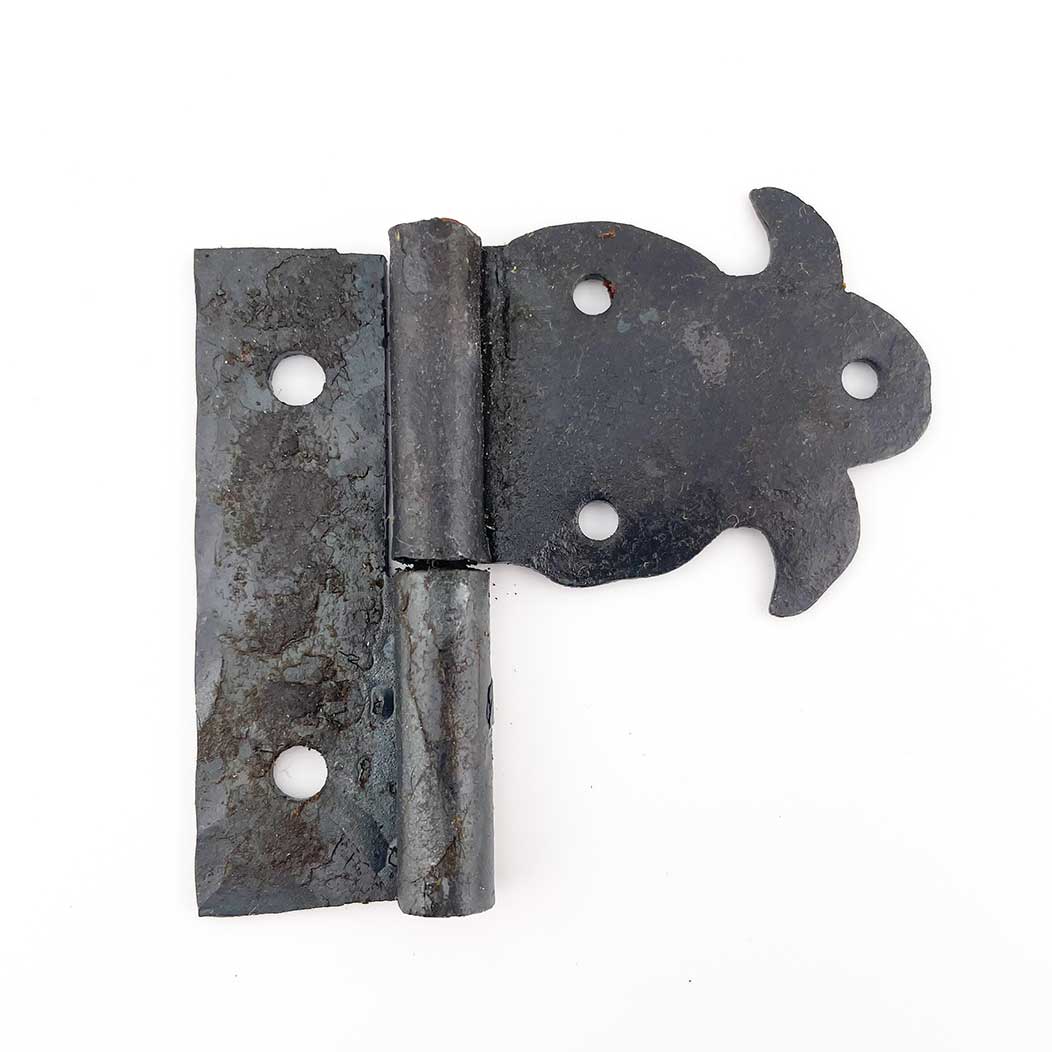 Hammered Hinges [110.50L-GF] Cabinet Hinge