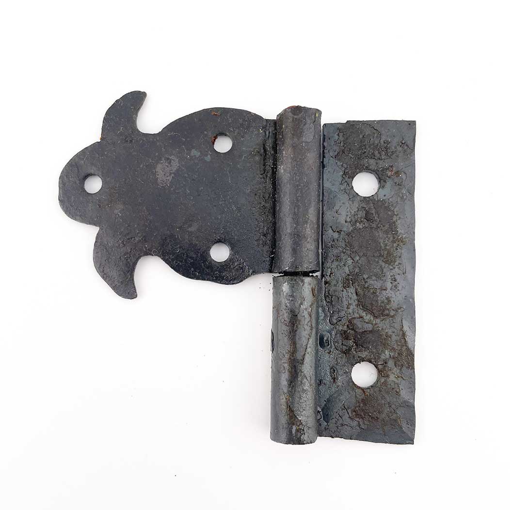 Hammered Hinges [110.50R-GF] Cabinet Hinge