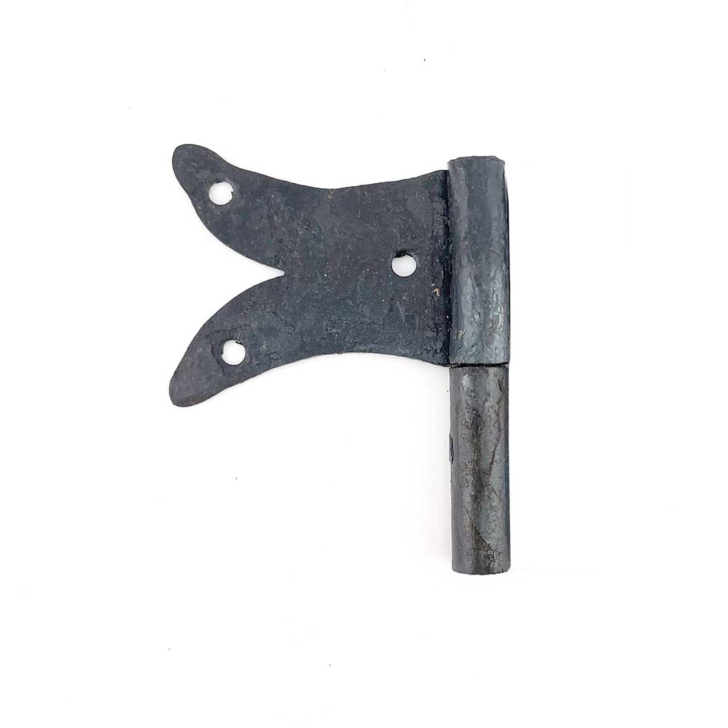 Hammered Hinges [113.25R-GM] Cabinet Hinge