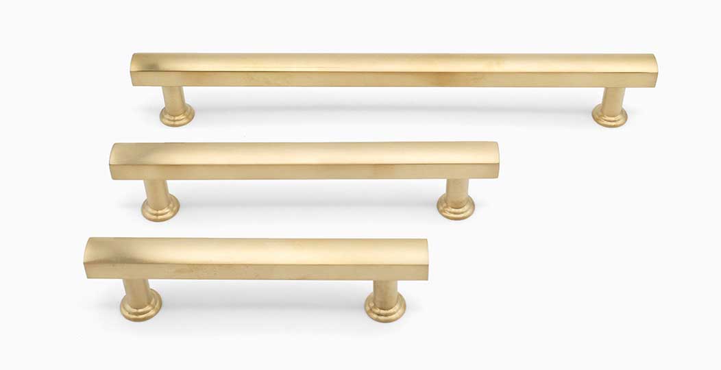 Satin Brass (Unlacquered)