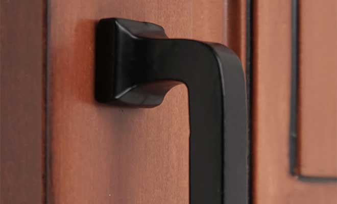 Cabinet Hardware