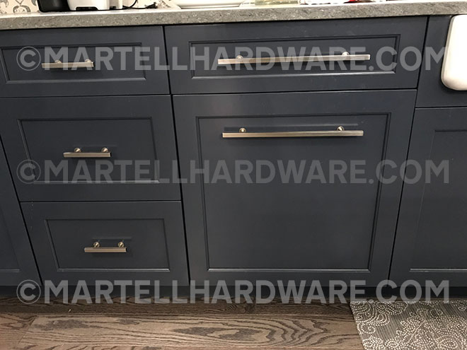 Two Tone Shaker Kitchen - Lew's Hardware