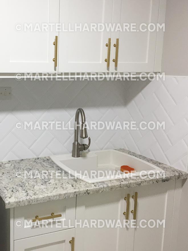 Full Overlay Shaker Kitchen - Lew's Hardware
