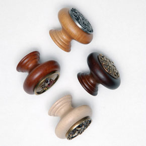 Notting Hill [NHW-711C-AB] Wood Cabinet Knob - Wise Owl - Cherry - Antique Brass Finish - 1 1/2" Dia.